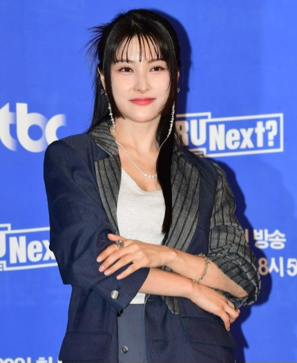 카라 <b>박규리</b>, 광대·안와 <b>골절로 활동</b> 중단