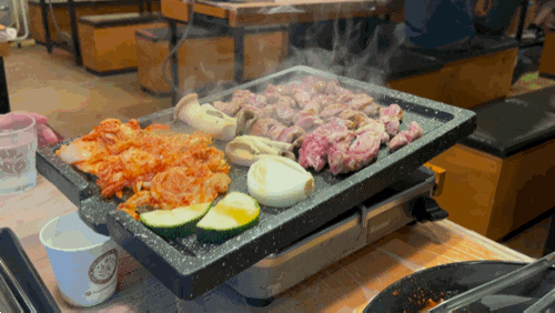  발산역 고깃집 전문가가 구워주는 하남돼지집 발산점