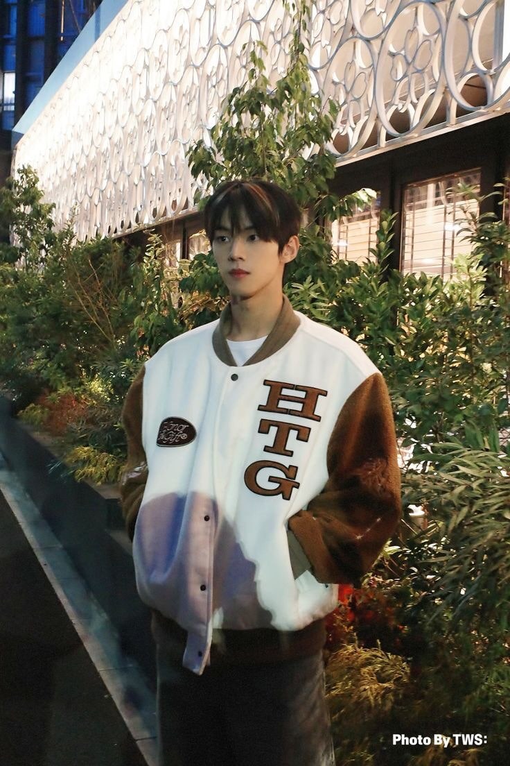 투어스 도훈 남친짤 배경화면 사진 모음