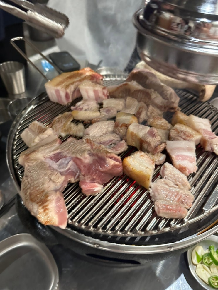  [서대문역 맛집] ‘표현식당’ 고기도 사이드도 다 맛있는데… 아쉬웠던 솔직 후기