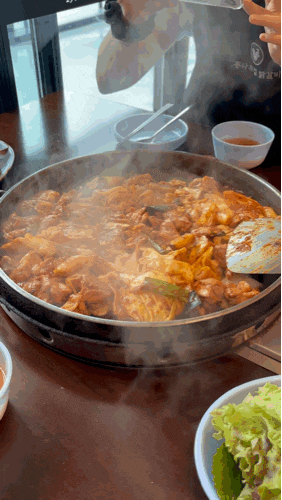  춘천 내돈내산 닭갈비 맛집 '통나무집닭갈비' : 주말 웨이팅, 주차