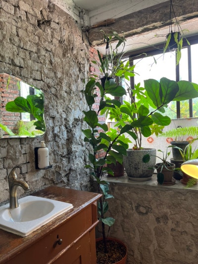 Kamel Coffee Sangdo Store Restroom — photo 2