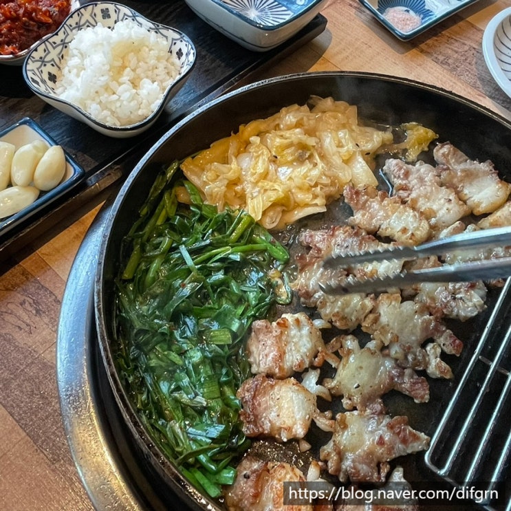  눈꽃을 나누다 구서점, 눈꽃삼겹살이 맛있는 부산삼겹살맛집에 다녀왔어요