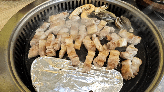  삼겹살 시켰더니 회가 서비스? 부천 오정동 맛집