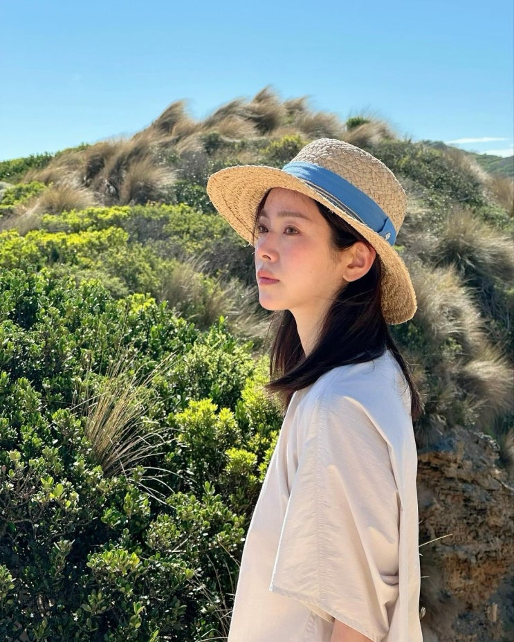  우아한 여성들의 여름 명품 브랜드 모자 종류에서 여자 라피아햇 맛집 헬렌카민스키 ft. 한지민
