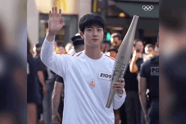 BTS 진, <b>파리올림픽 성화 봉송</b> 현장 이야기와 최신 음악... 