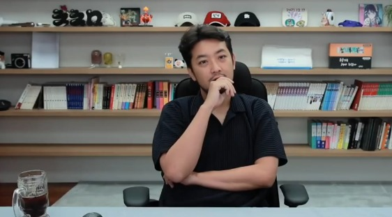 그냥 싫은 거야 침착맨 <b>홍명보 감독</b> 선임 말 잘못했다가 역풍... 