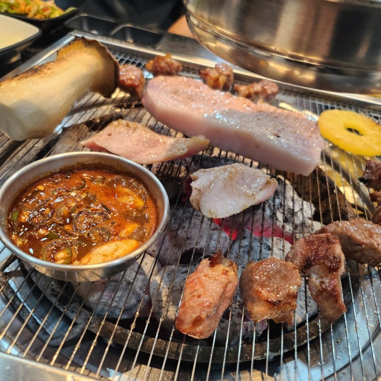  맛있는 꽃목살 목살힐링 식껍 부산시청점