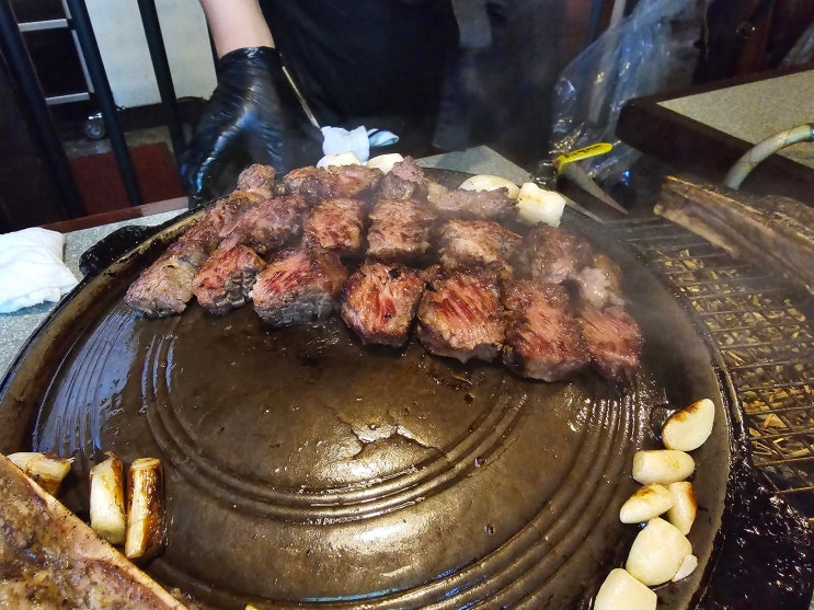  삼각지 몽탄 평일 오후 5시 웨이팅
