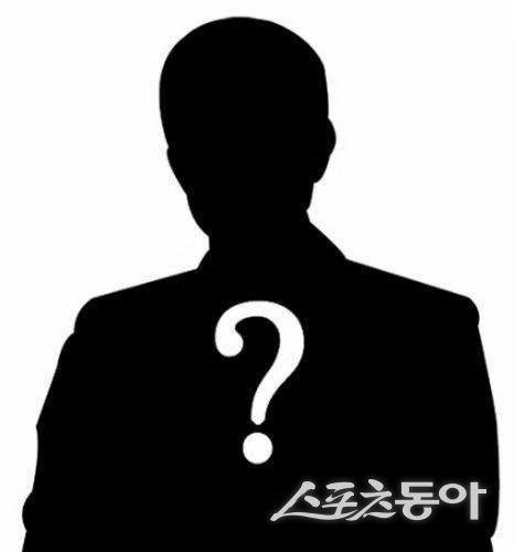 40대 유명 개그맨 A 음주운전 SUV 전복 사고 또 누구냐 넌 40대 유명 개그맨 A 음주운전 SUV 전복 사고 또 누구냐 넌