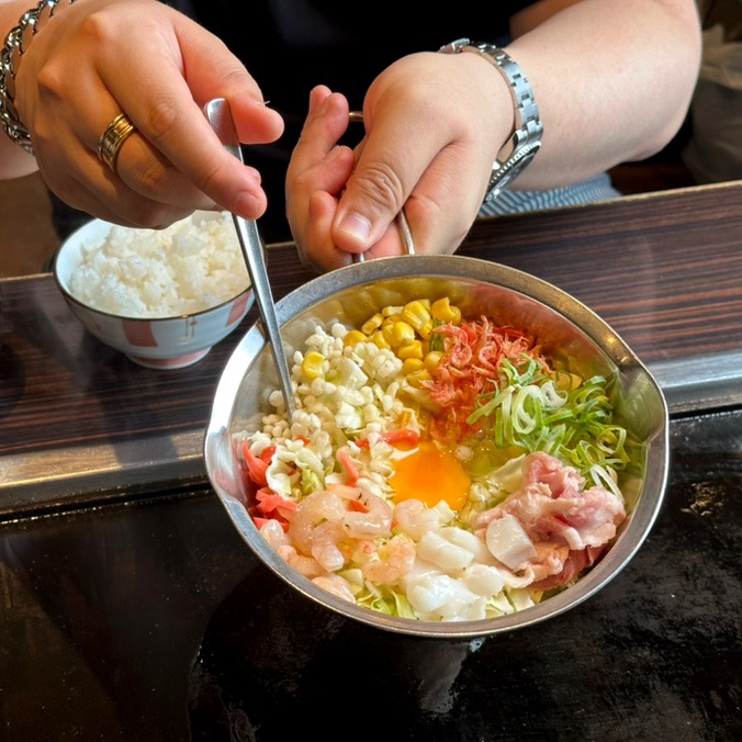  [후쿠오카]하카타역 맛집 하카타버스터미널 식당가 현지인 맛집 “우노하나”직접만들어먹는 오코노미야끼