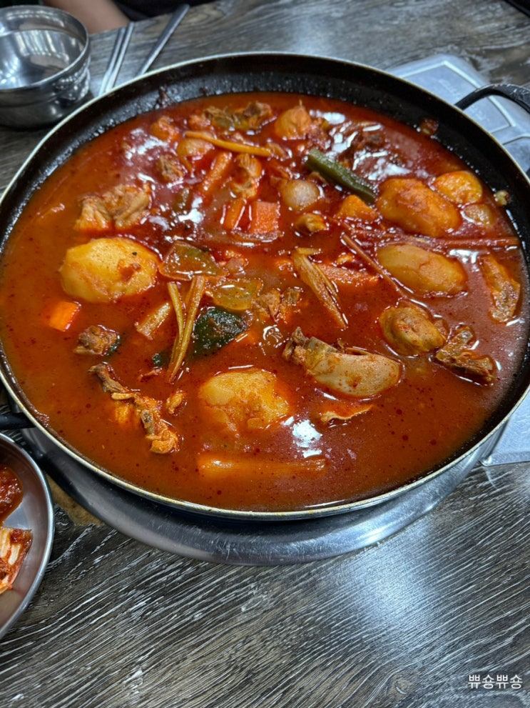  저렴한 가격으로 가성비있게 먹을수 있는 가정식백반 수빈마마