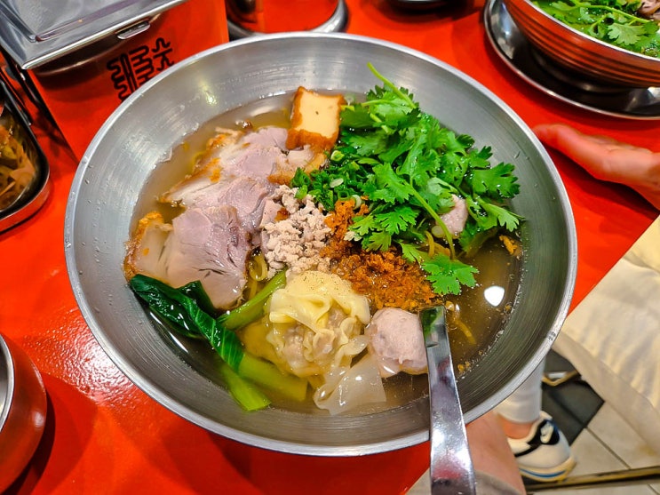  연남동 태국요리와 태국 국수가 일품인 태국수