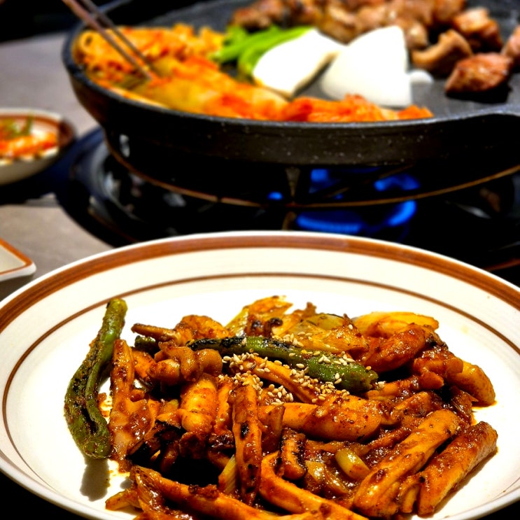  선릉 고깃집 연탄에 구워나와 더 맛있는 곳 (f.불오징어)