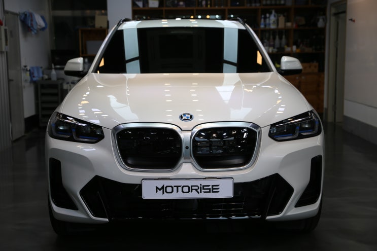동탄 하버캠프 썬팅! 압도적인 시인성, 높은 열차단까지 bmw ix3 세라믹본드 시공