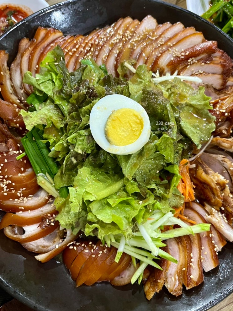  주안족발 가족가네, 톡 쏘는 냉채족발맛집