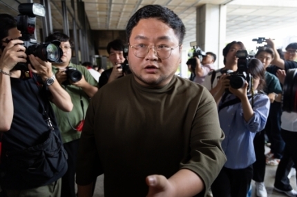 <b>쯔양</b> 측 “<b>구제역</b>·전국진 등... <b>구제역</b> “<b>이중 스파이</b>를 했다”