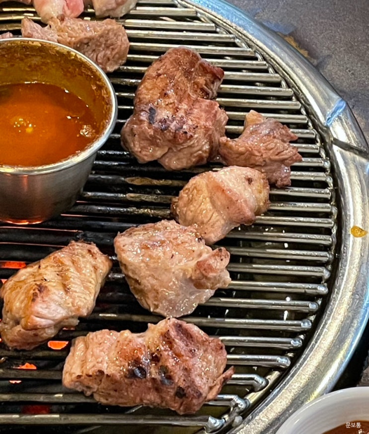  파주 신세계 프리미엄 아울렛 맛집 흑돼지형제들 돼지고기 내돈내산 후기