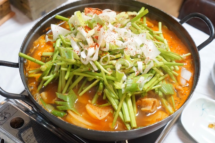  전주 삼천동 막걸리 골목 현지인맛집 신여인천하 홍어탕 강력추천
