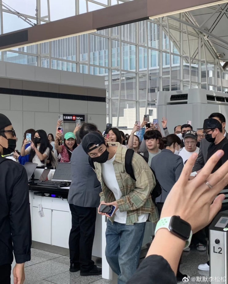 <b>변우석</b> 공항 통제 논란? 정리해봤습니다 (<b>경호</b> 이렇게 하는거... 