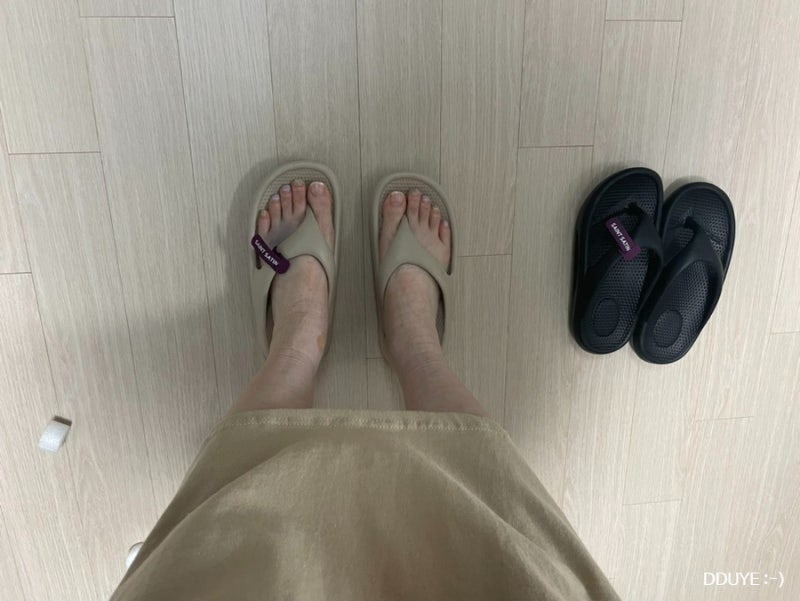세인트새틴 쪼리 브린 230 사이즈 구매후기 (베이지/블랙)