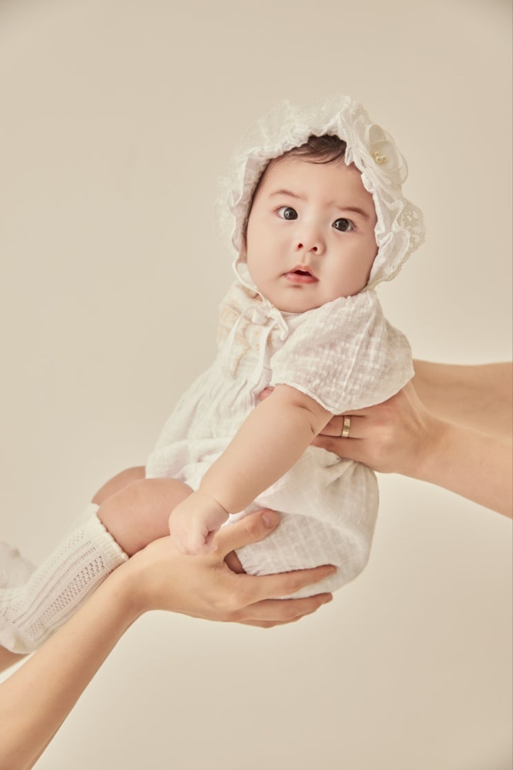  오엘베이비스튜디오 가성비 넘치는 200일 사진 대만족!