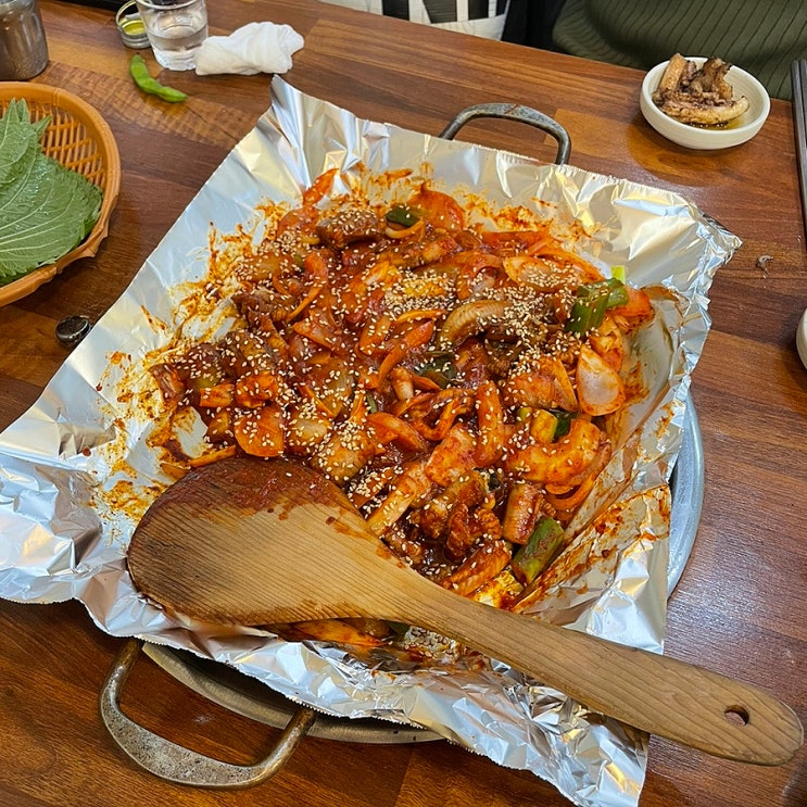  부산 자갈치 꼼장어 맛집 원조 73년 3대 엄마집숯불꼼장어 : 반반후기
