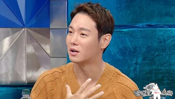 <b>라디오스타</b> <b>환희 브라이언</b>과 <b>불화설</b> 해명 불량배와 주먹다짐