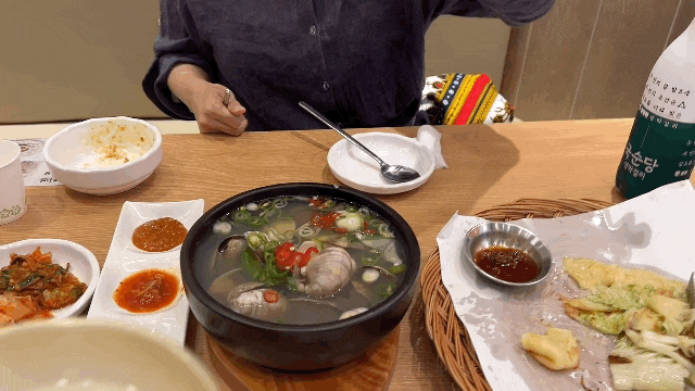  을지로 맛집 한강로칼국수 비오는 날 두 여자의 막걸리 회식