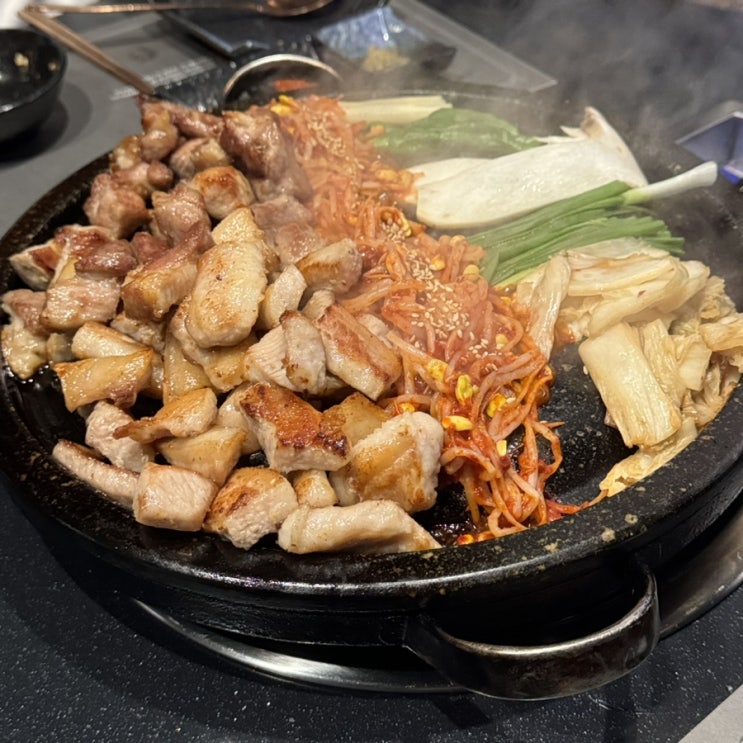  들안길 외식 [그릴링24] 다 구워져 나오는 프라이빗 룸 고깃집