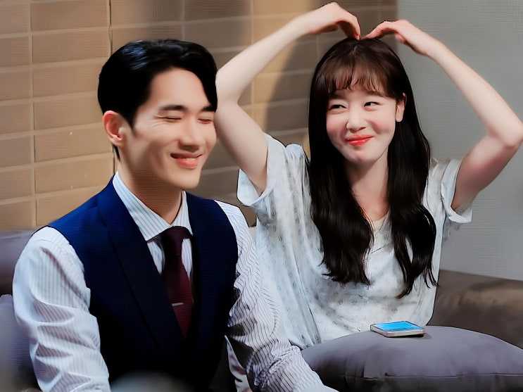 <b>놀아주는</b> 여자 <b>한선화</b> 엄태구 달달 치사량 초과 로맨스... 