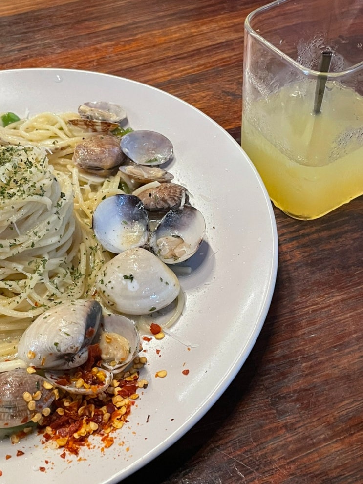 [한예종 맛집] 이리카페&파스타 커피, 칵테일, 파스타 후기