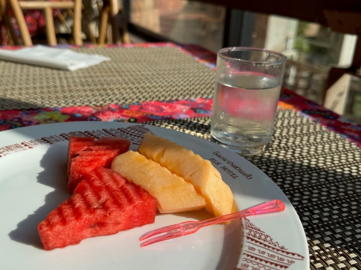  치앙마이 호텔 추천 Lotus pang suan kaew Hotel 조식 후기