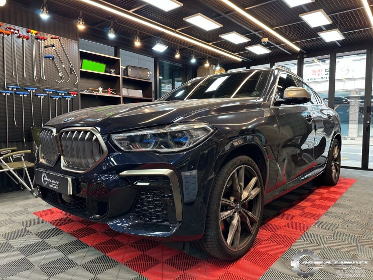  인천 BMW 알루미늄 도어 큰 찌그러짐 덴트복원 가능해요.