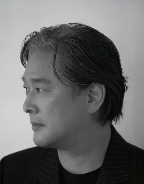 영화 도끼로 다시 만난 <b>박찬욱</b>과 <b>이병헌</b> 그리고 <b>손예진</b> 8월... 