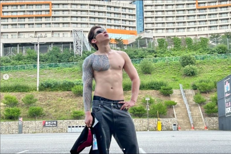 덱스타투 폴리네시안 타투 가슴타투 긴팔타투