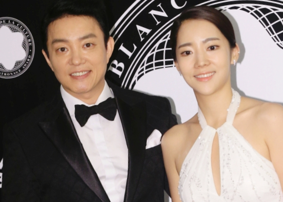 <b>이범수</b> <b>이윤진</b> 이혼 왜 일까