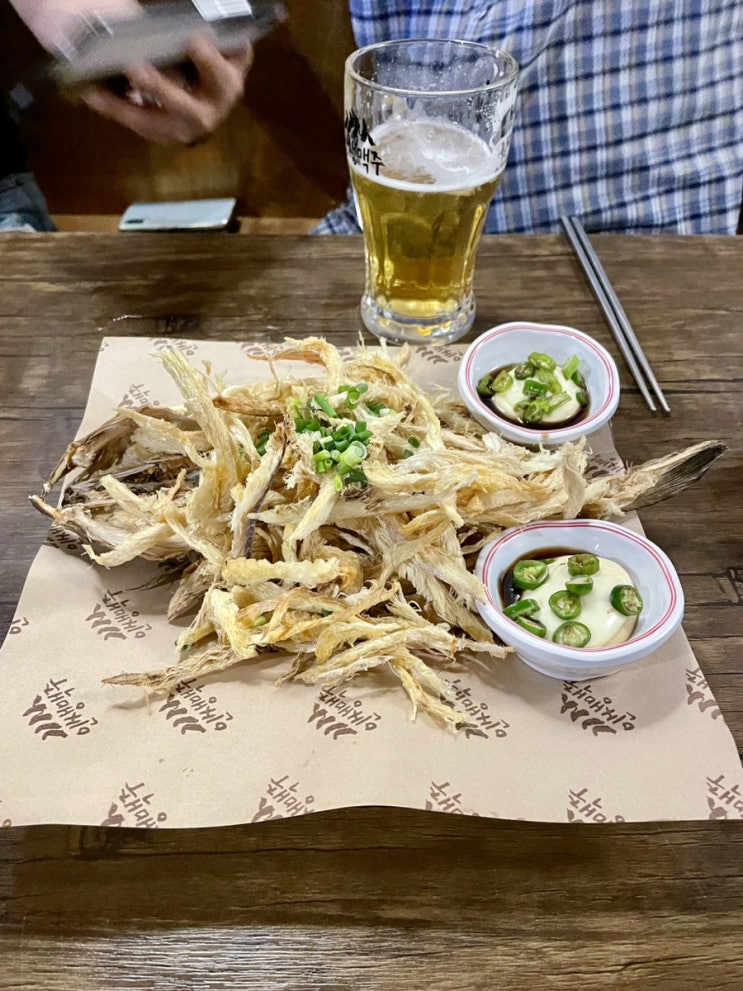 손님들이 바글바글 가성비 좋은 살얼음맥주 바사삭먹태 쌍용동 인쌩맥주 / 천안식후감
