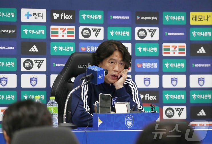만남 예정,박문성 <b>해설위원</b>의 비판,<b>인종차별</b> 사건과 대한축구협
