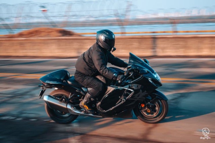여태껏 실사용 해 본 헬멧 리뷰 2탄(AGV K5,SOL AO1,쇼에이 Z8) 여태껏 실사용 해 본 헬멧 리뷰 2탄(AGV K5,SOL AO1,쇼에이 Z8)