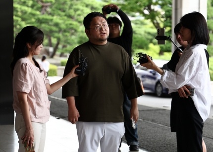 과거 정보 유출, <b>변협 쯔양</b> 전 남자친구 변호사 <b>직권조사</b> 착수