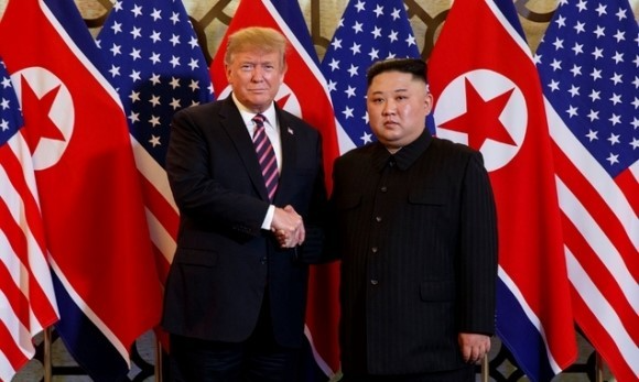 트럼프 전 대통령, 북한 김정은과의 관계에 대해 발언: "김정은이 나를 그리워할 것"
