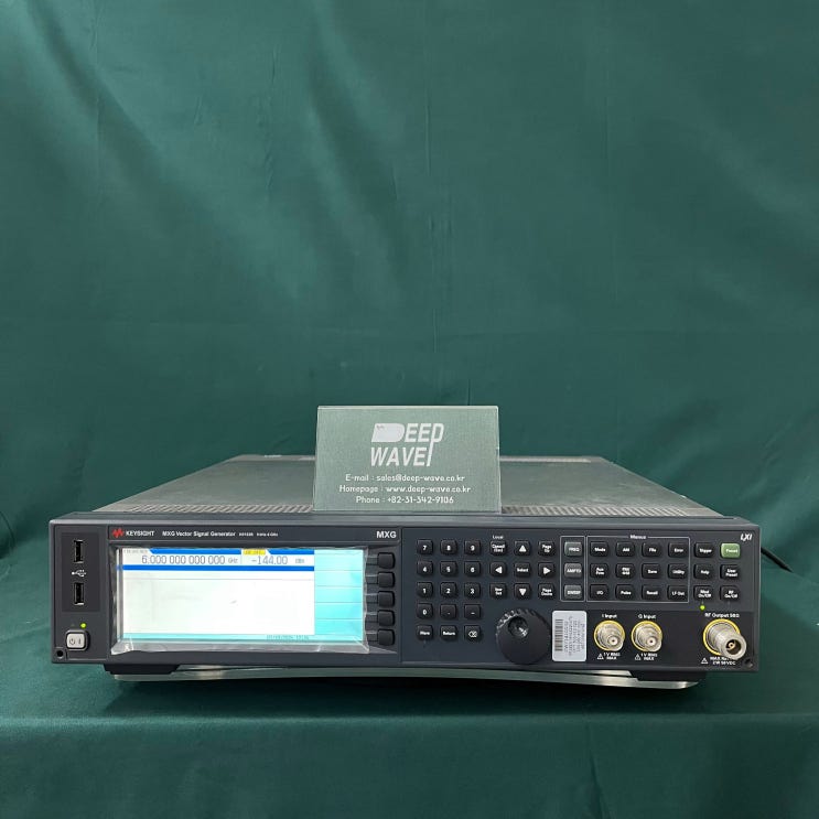  다기능 계측기 N5182B 키사이트 Keysight 신호 발생기