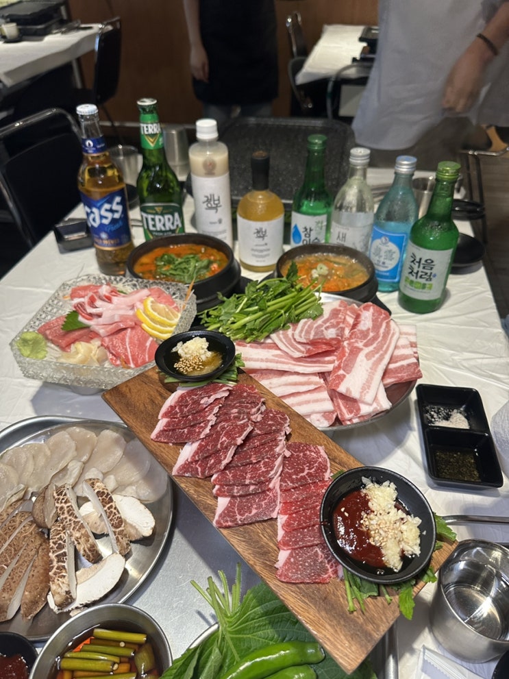  선정릉역 고기집 경복 냉삼 쯔양 비 다녀 간 생활의 달인 참치 맛집 (feat. 야장 가능)