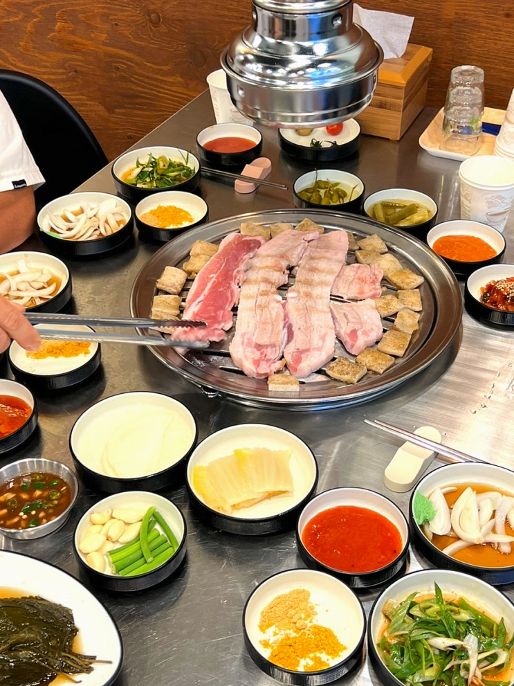 부산 동대신동맛집 다 구워주는 생삼겹 돼지껍데기 내껍데기돌리도 부산 동대신동맛집 다 구워주는 생삼겹 돼지껍데기 내껍데기돌리도