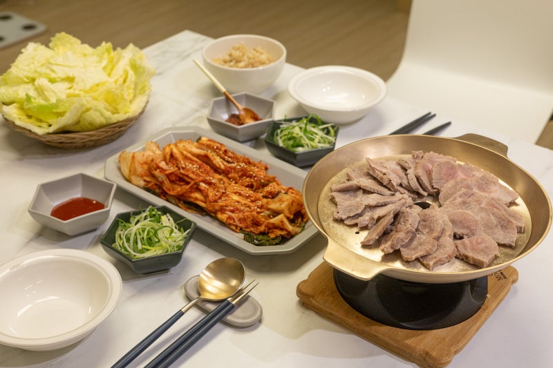 놋담 방짜유기냄비 놋그릇 전용 수세미로 세척 관리해요