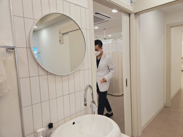  은행사거리한의원 - 통풍이 잘 낫지 않아 고민이라면 '이것' 고려해 보세요.