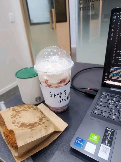 하삼동커피 구영범서점 사진 1