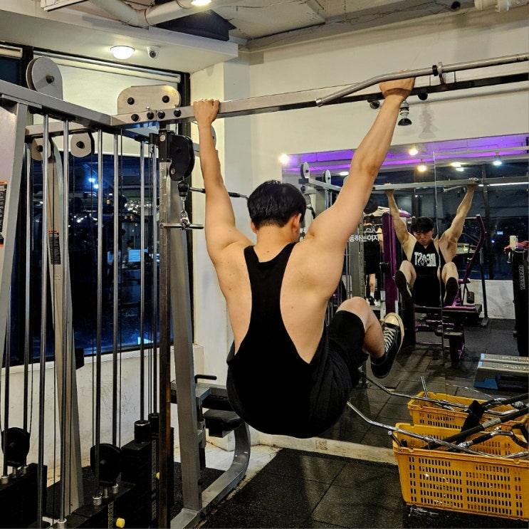 머슬핏 어깨운동 240718 코코넛 어깨 만들기 머슬핏 어깨운동 240718 코코넛 어깨 만들기