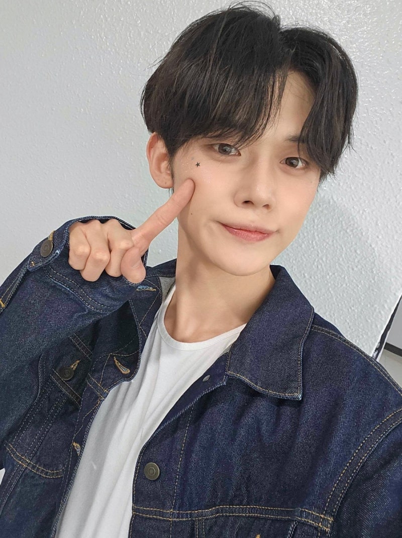 투바투 TXT 연준 소개 프로필 키 생일 별명 춤 셀카 포카 배경화면 남친짤 인스타 시구 콘서트